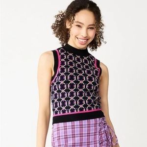 NWT So crop retro sweater vest, punk prep, black and fuchsia, soft, size medium